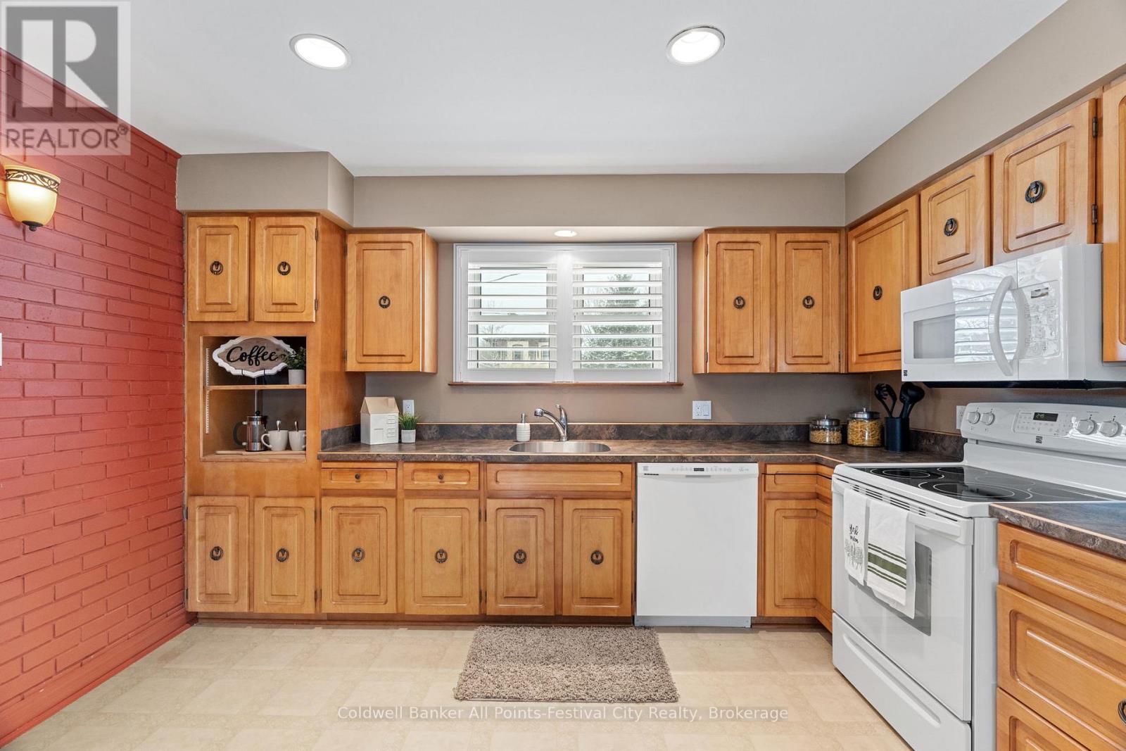 221 Elgin Avenue W, Goderich, Ontario  N7A 2E8 - Photo 14 - X11976725