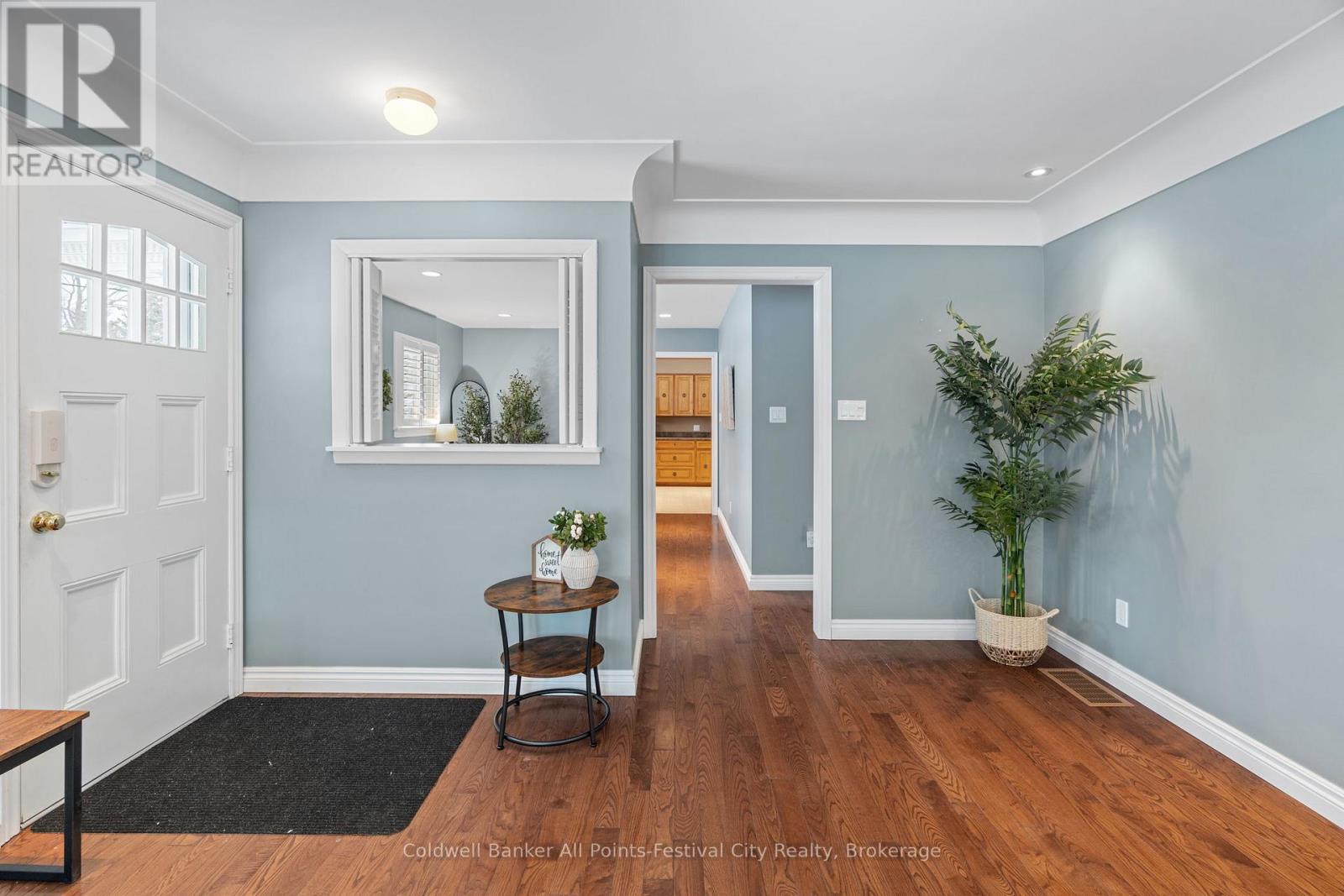 221 Elgin Avenue W, Goderich, Ontario  N7A 2E8 - Photo 6 - X11976725