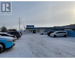 32 White Oak DR, Sault Ste. Marie, Ontario