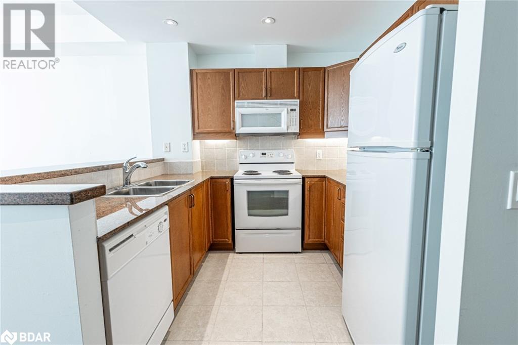 6 Toronto Street Unit# 1105, Barrie, Ontario  L4N 9R2 - Photo 4 - 40707222