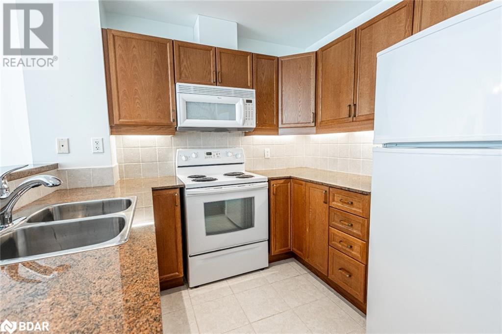 6 Toronto Street Unit# 1105, Barrie, Ontario  L4N 9R2 - Photo 5 - 40707222