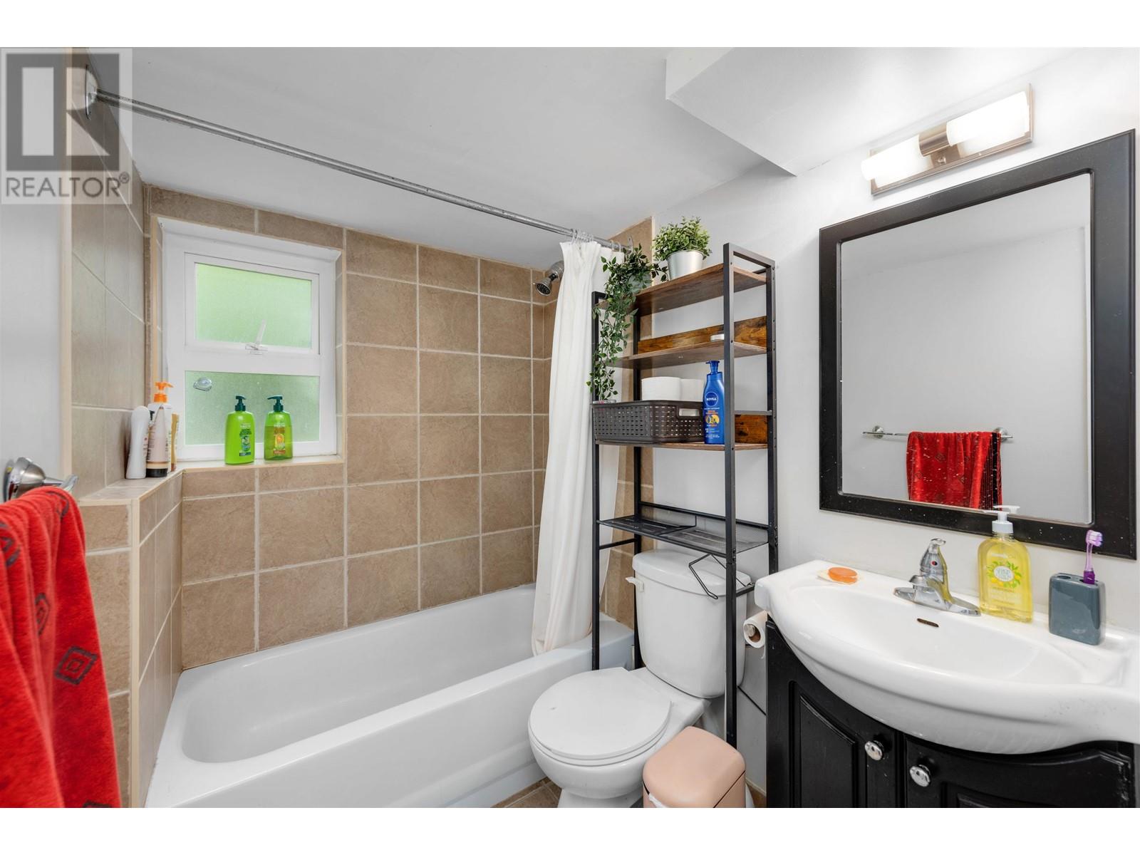 1190 E 15th Street, North Vancouver, British Columbia  V7J 1K7 - Photo 21 - R2979000