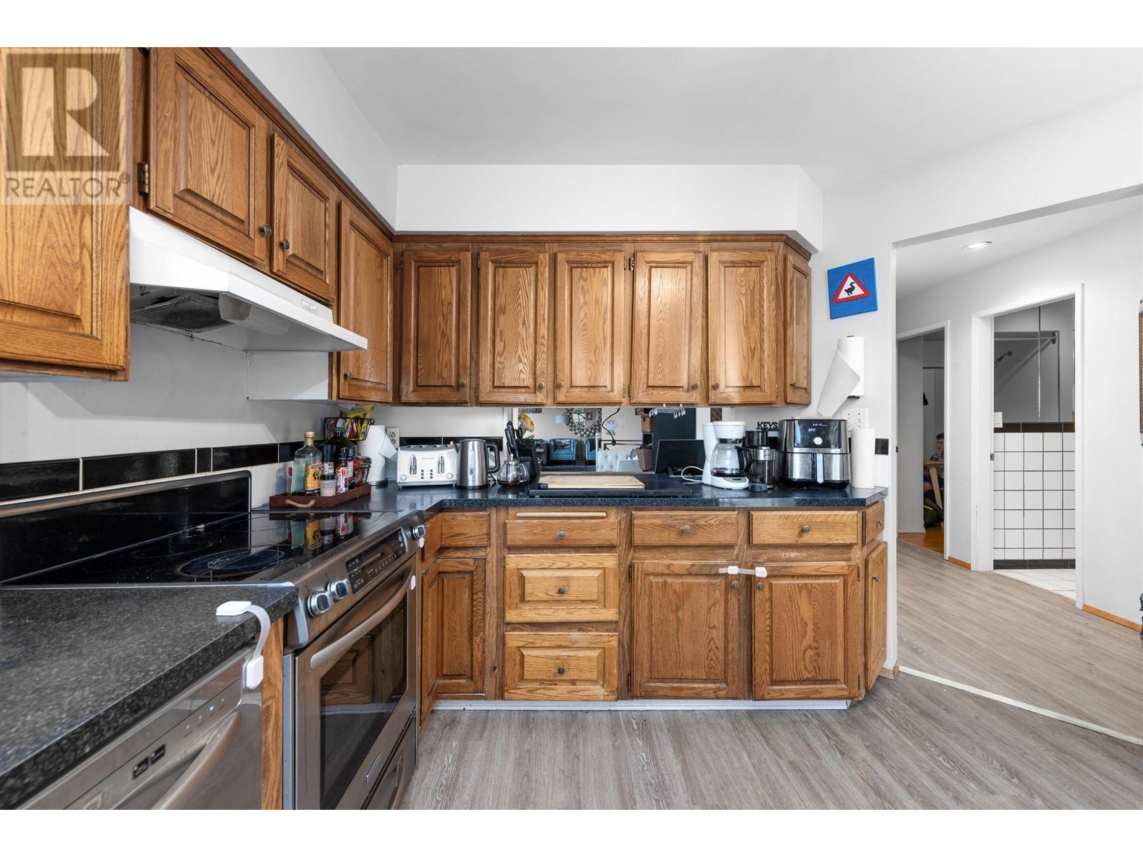 1190 E 15th Street, North Vancouver, British Columbia  V7J 1K7 - Photo 11 - R2979000