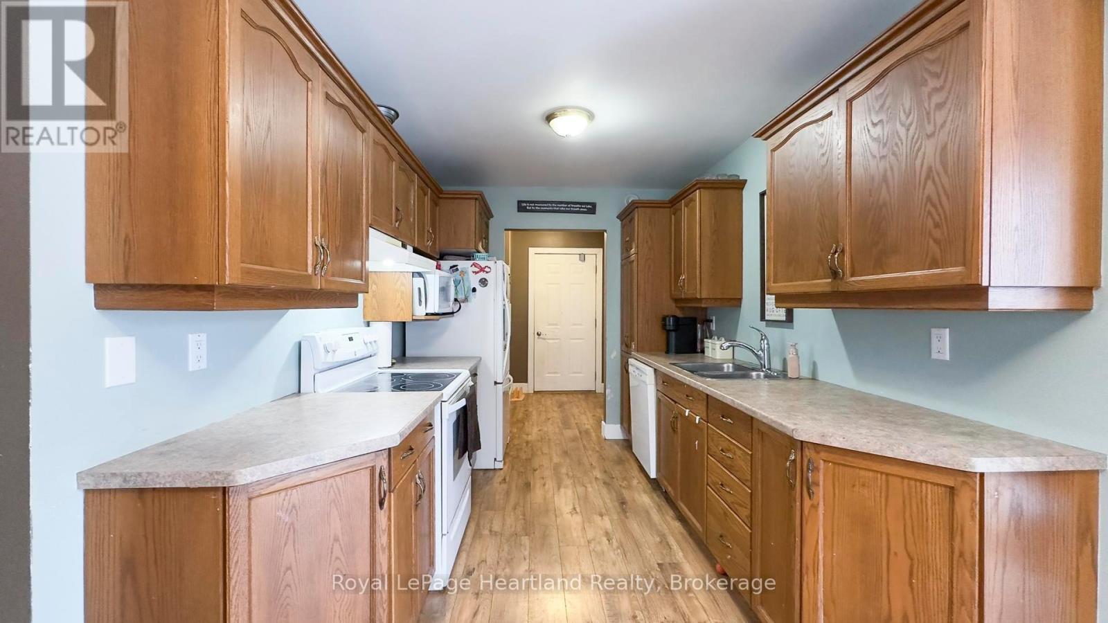 223 Bennett Street E, Goderich, Ontario  N7A 1A8 - Photo 10 - X11957276
