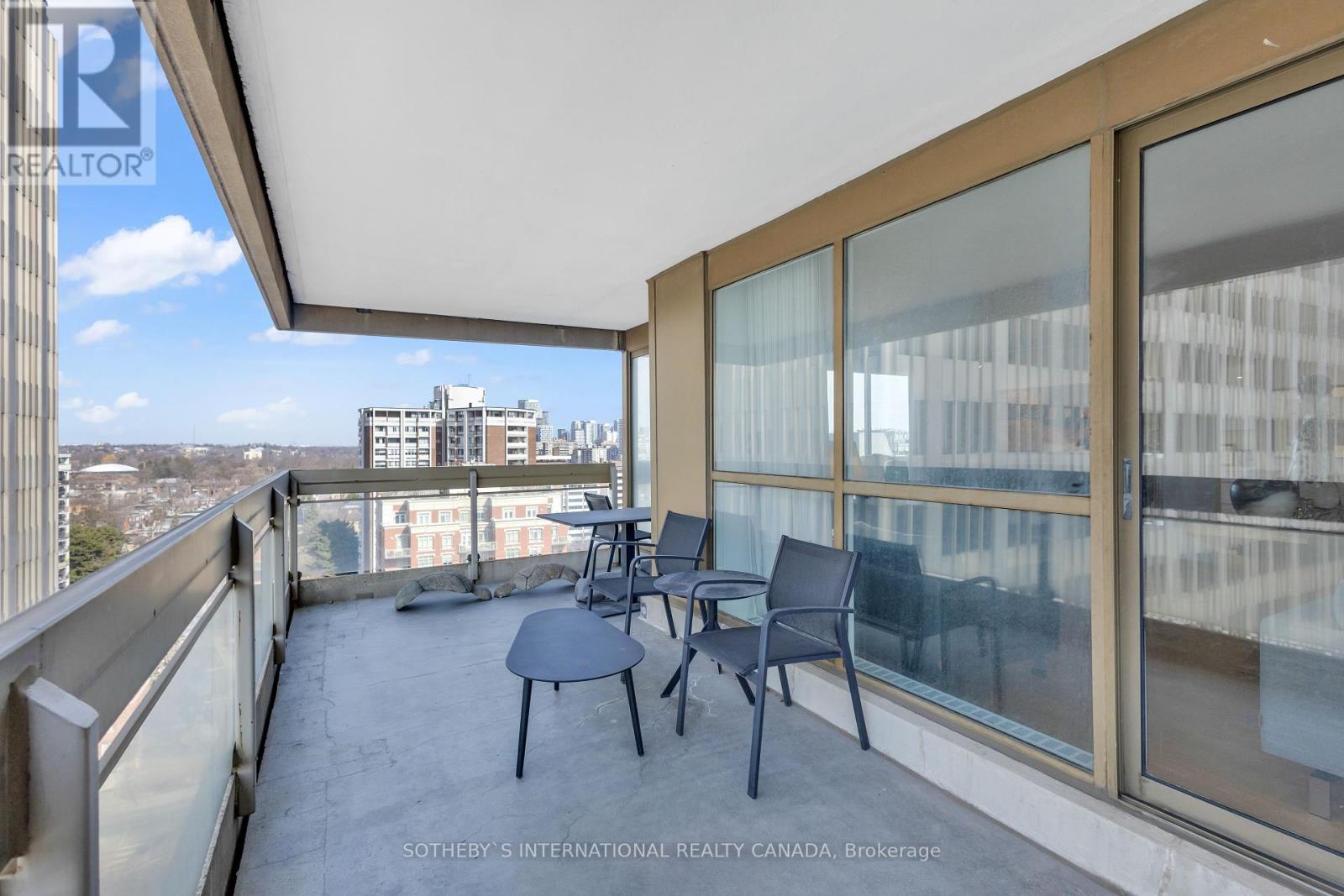 1702 - 63 St Clair Avenue W, Toronto, Ontario  M4V 2Y9 - Photo 40 - C12025637