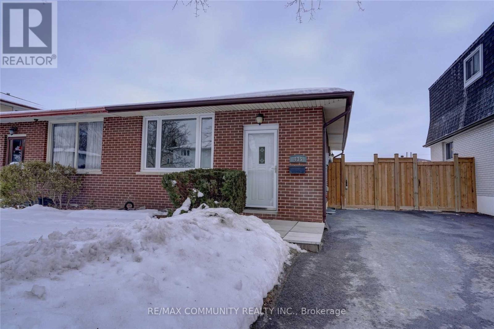 435 MAPLEWOOD DRIVE, Oshawa, Ontario