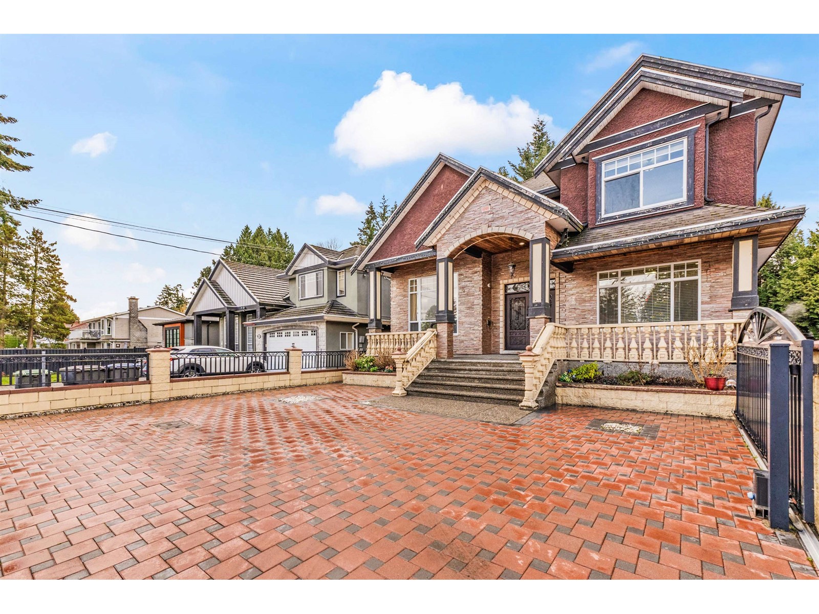 6099 132 Street, Surrey, British Columbia  V3X 1M9 - Photo 2 - R2978981