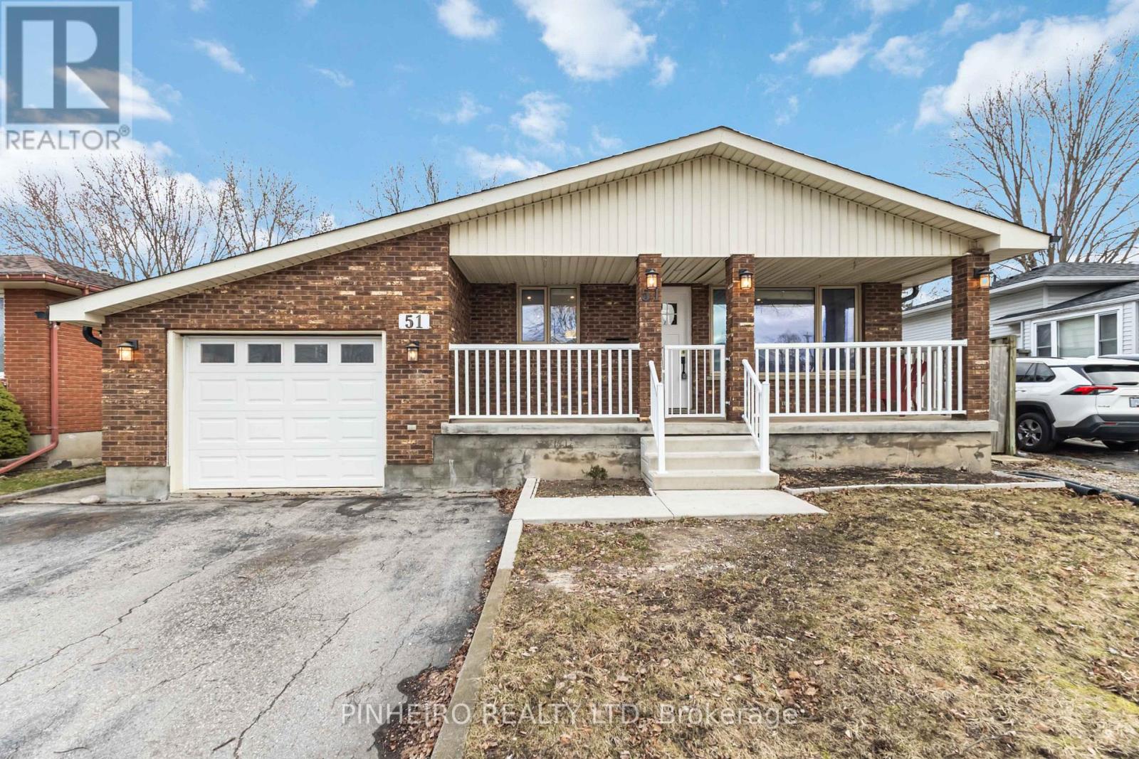 51 Barrett Crescent, London South, Ontario  N6E 1T4 - Photo 2 - X12025866