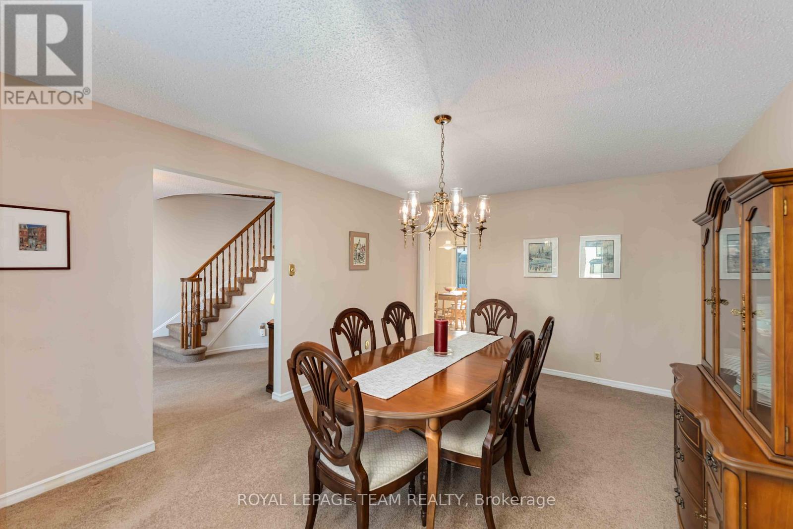 13 Fifeshire Crescent, Ottawa, Ontario  K2E 7J7 - Photo 8 - X12025855