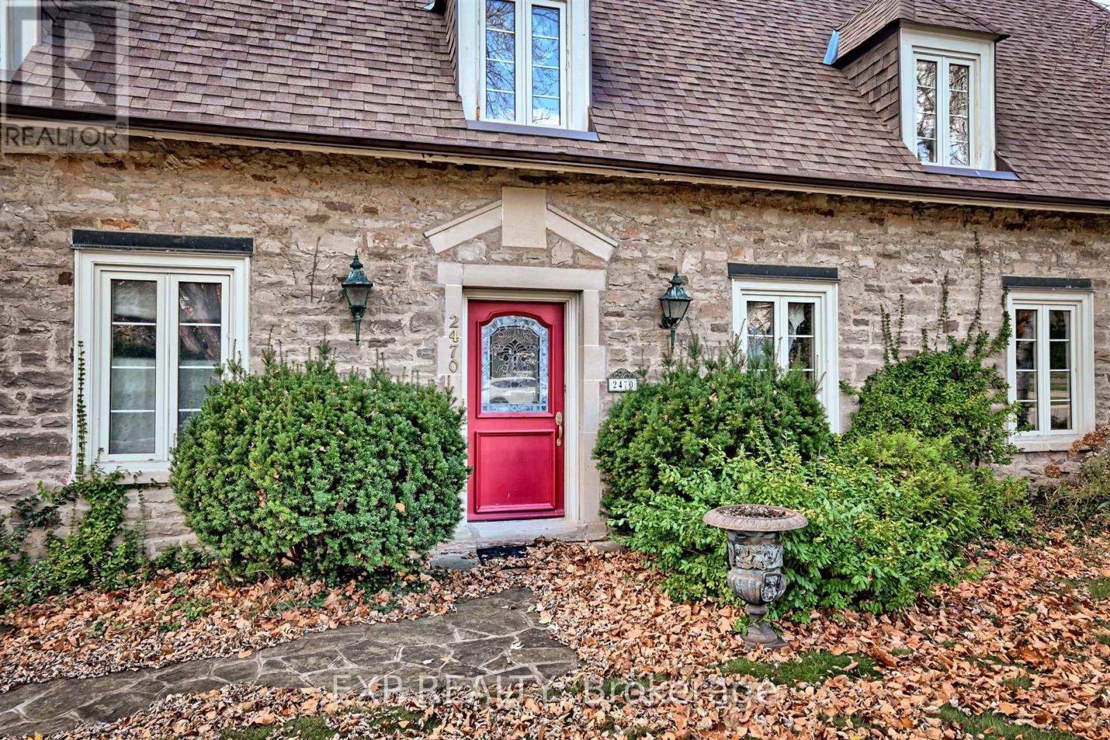Property at 2470 JARVIS STREET image 2