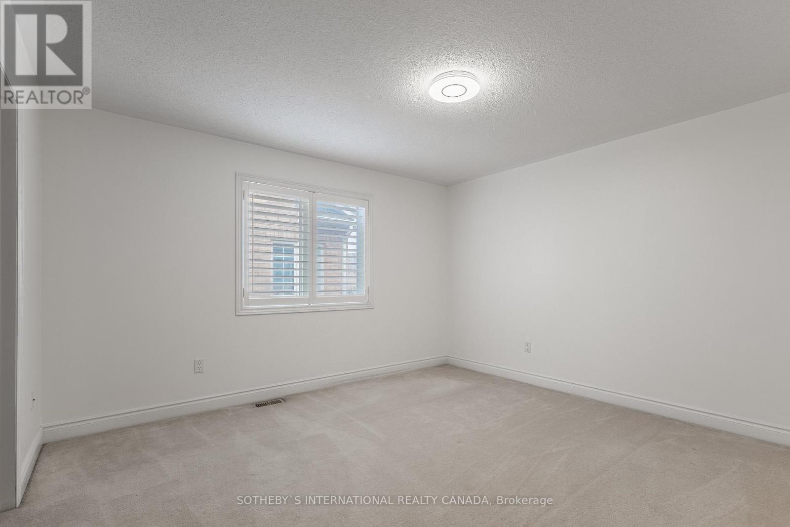 385 Burloak Drive, Oakville (1001 - Br Bronte), Ontario  L6L 6W8 - Photo 25 - W12025722