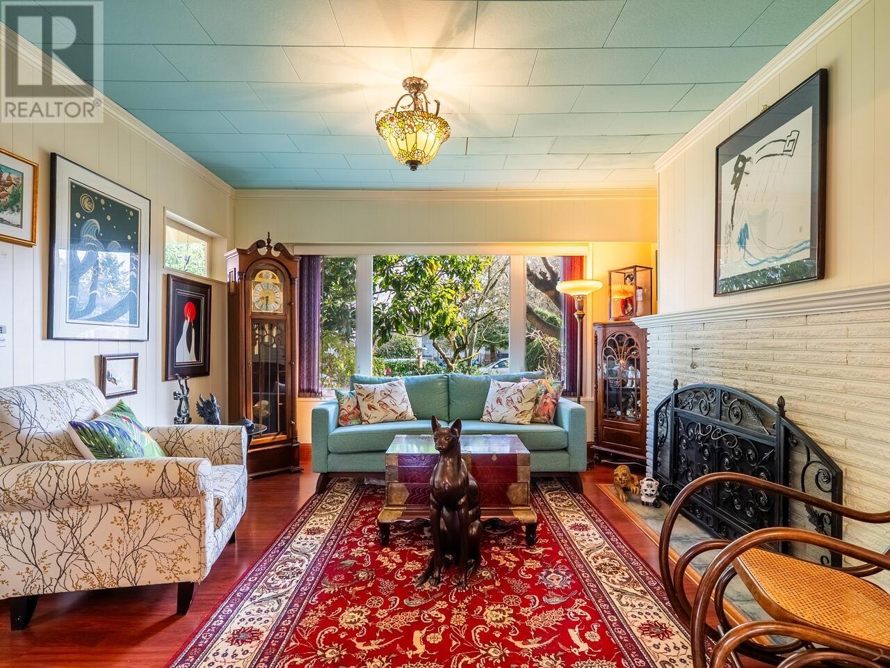 Listing Picture 2 of 29 : 6285 PRINCE ALBERT STREET, Vancouver / 溫哥華 - 魯藝地產 Yvonne Lu Group - MLS Medallion Club Member