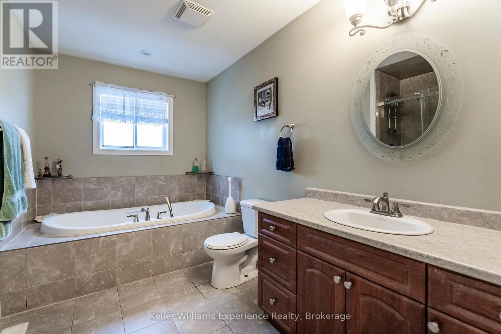 62 Mcdermitt Trail, Tay, Ontario  L0K 2A0 - Photo 20 - S12025840