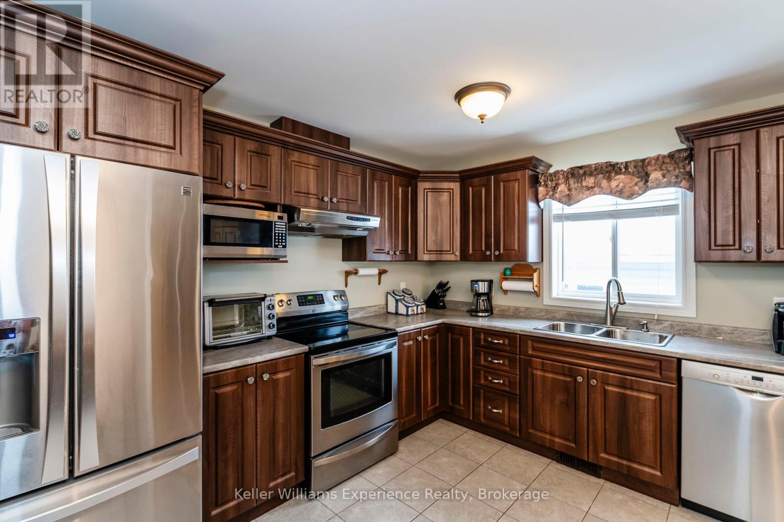 62 Mcdermitt Trail, Tay, Ontario  L0K 2A0 - Photo 7 - S12025840