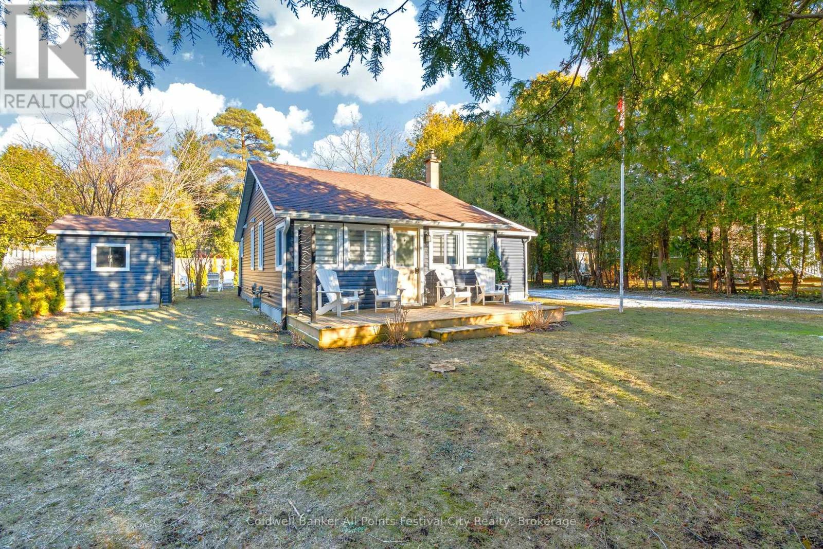 20 TUYLL STREET, Bluewater, Ontario