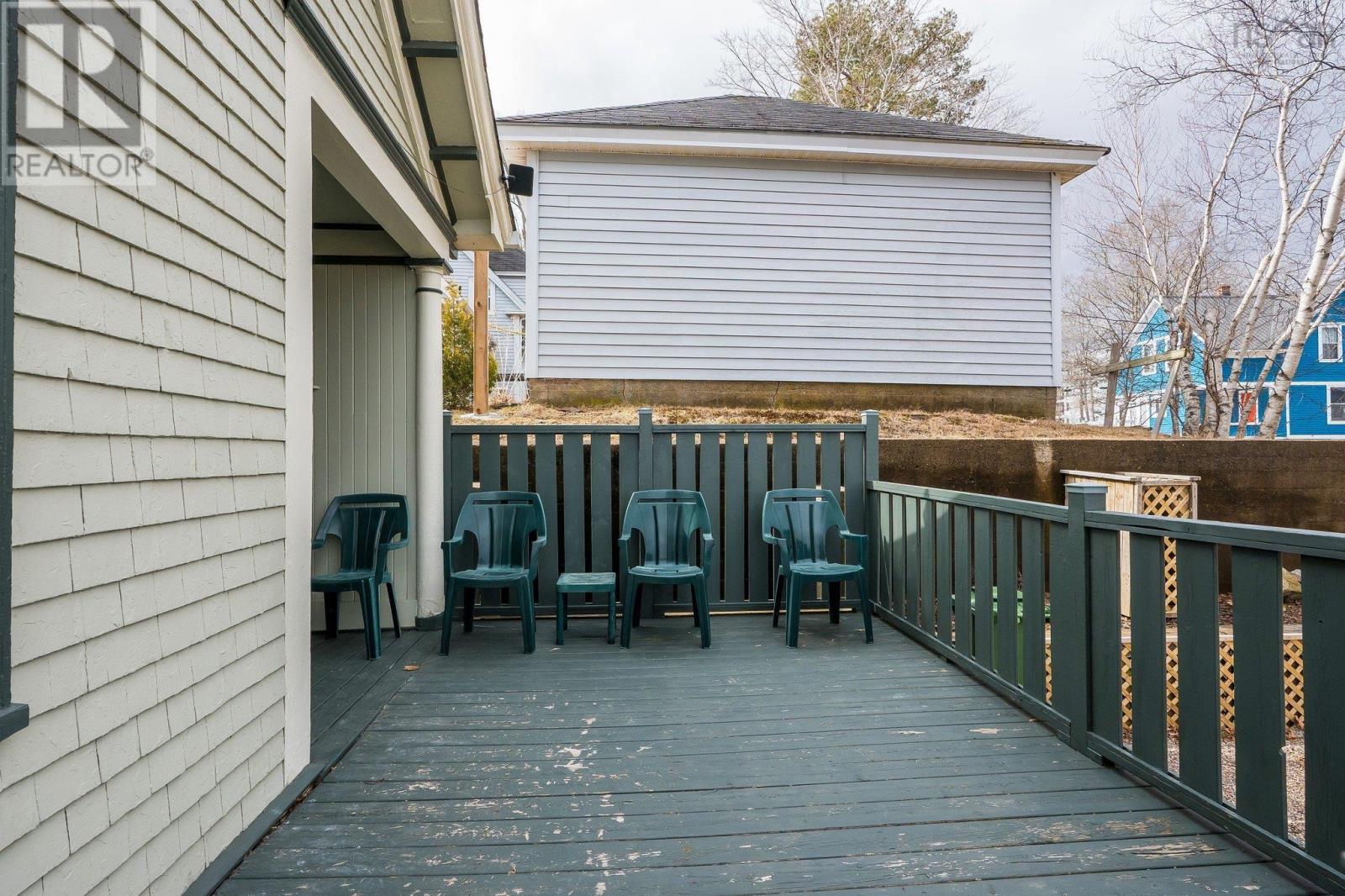 12 Prince Street, Bridgewater, Nova Scotia  B4V 1C6 - Photo 29 - 202505171