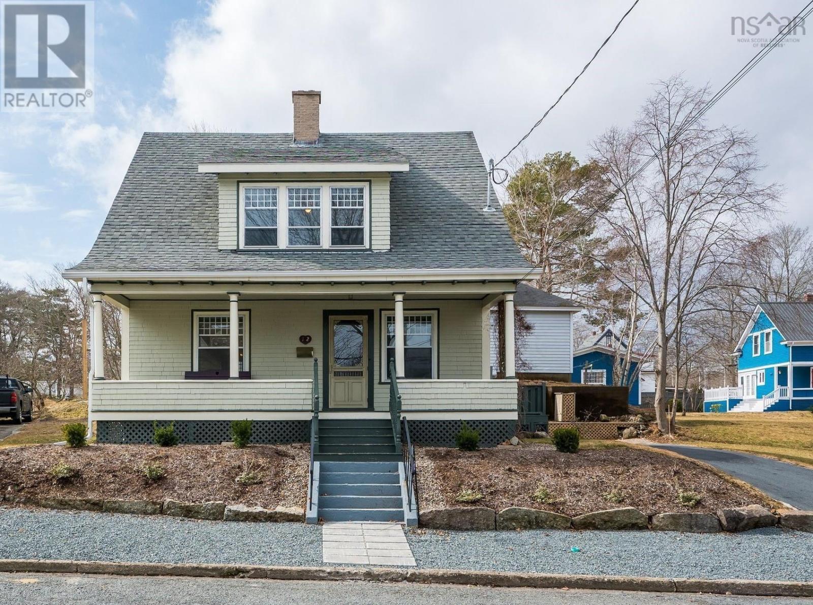 12 Prince Street, Bridgewater, Nova Scotia  B4V 1C6 - Photo 42 - 202505171