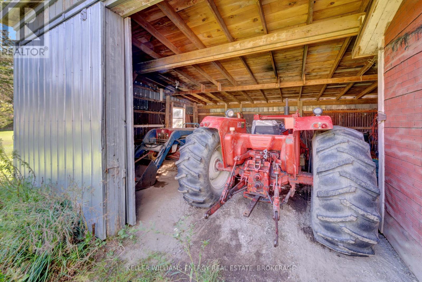 1366 Fish Lake Road, Prince Edward County (Sophiasburg Ward), Ontario  K0K 1W0 - Photo 17 - X12025962