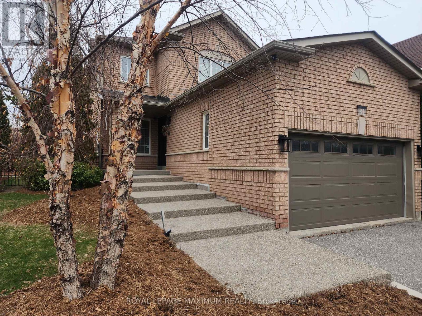 Property at 81 THORNTON CRESCENT image 3