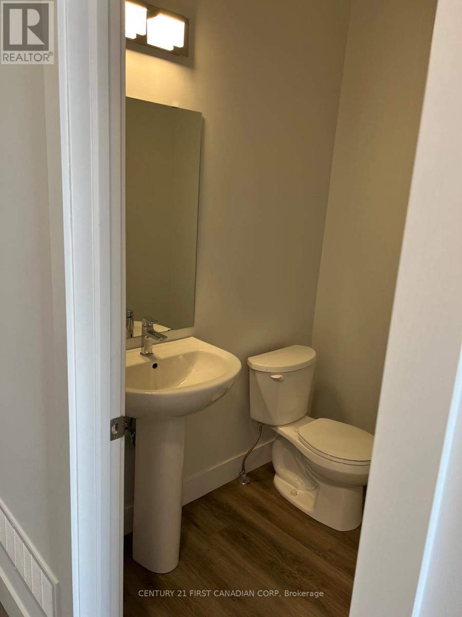 13 - 3635 Southbridge Avenue, London South, Ontario  N6L 0G8 - Photo 17 - X12026054