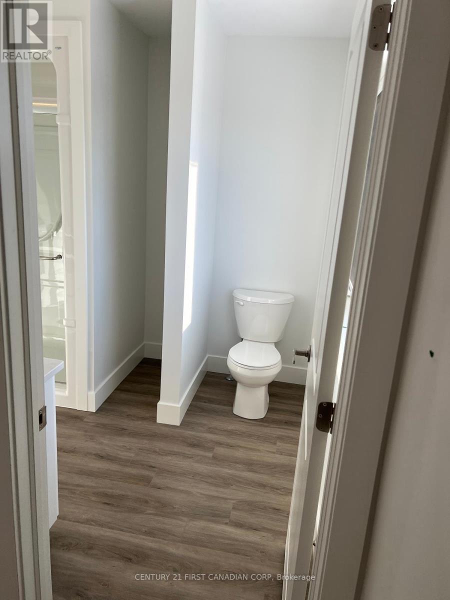 13 - 3635 Southbridge Avenue, London South, Ontario  N6L 0G8 - Photo 19 - X12026054