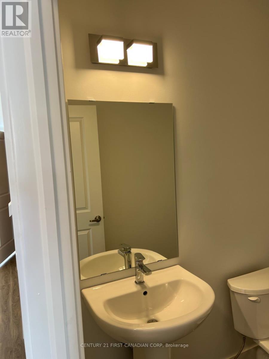 13 - 3635 Southbridge Avenue, London South, Ontario  N6L 0G8 - Photo 21 - X12026054