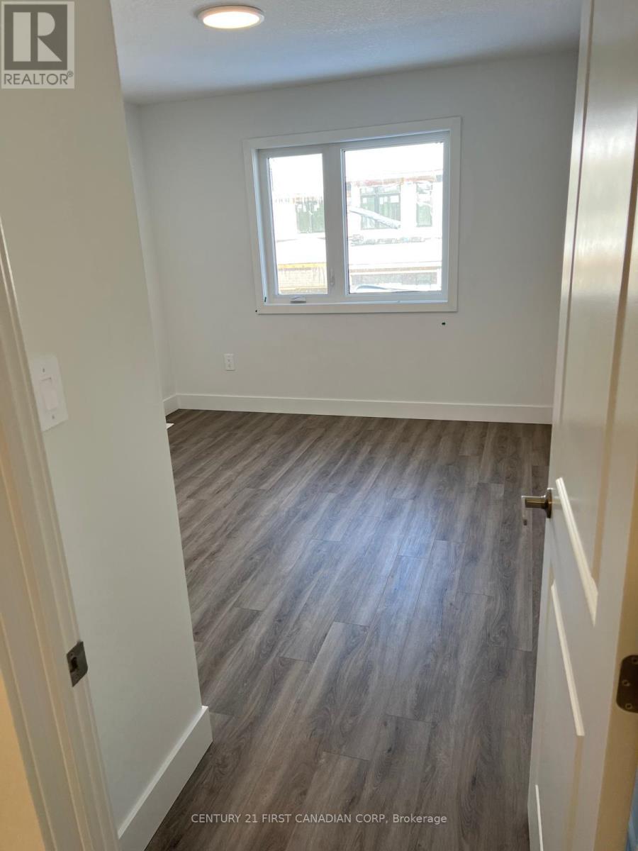 13 - 3635 Southbridge Avenue, London South, Ontario  N6L 0G8 - Photo 26 - X12026054