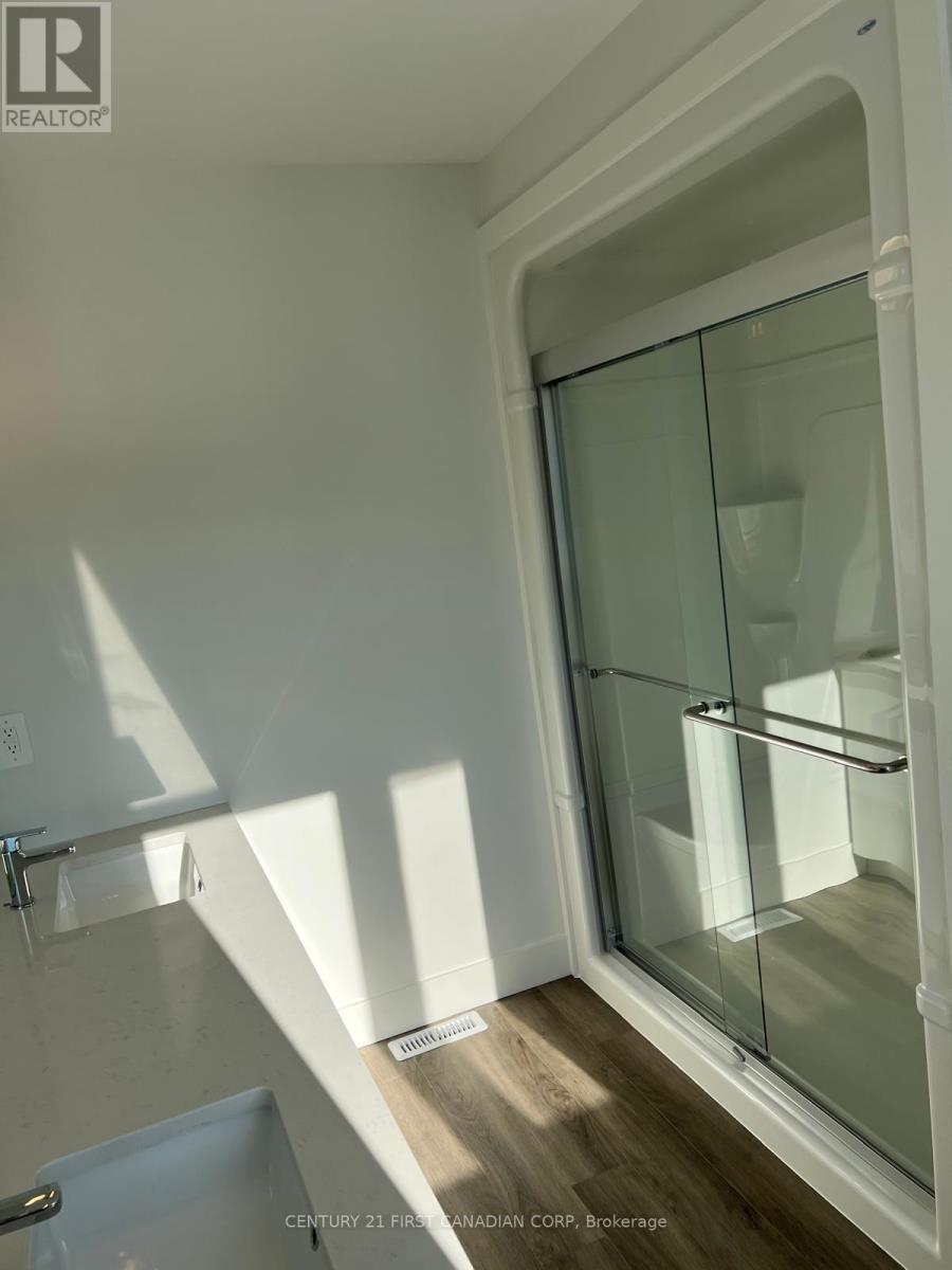 13 - 3635 Southbridge Avenue, London South, Ontario  N6L 0G8 - Photo 3 - X12026054