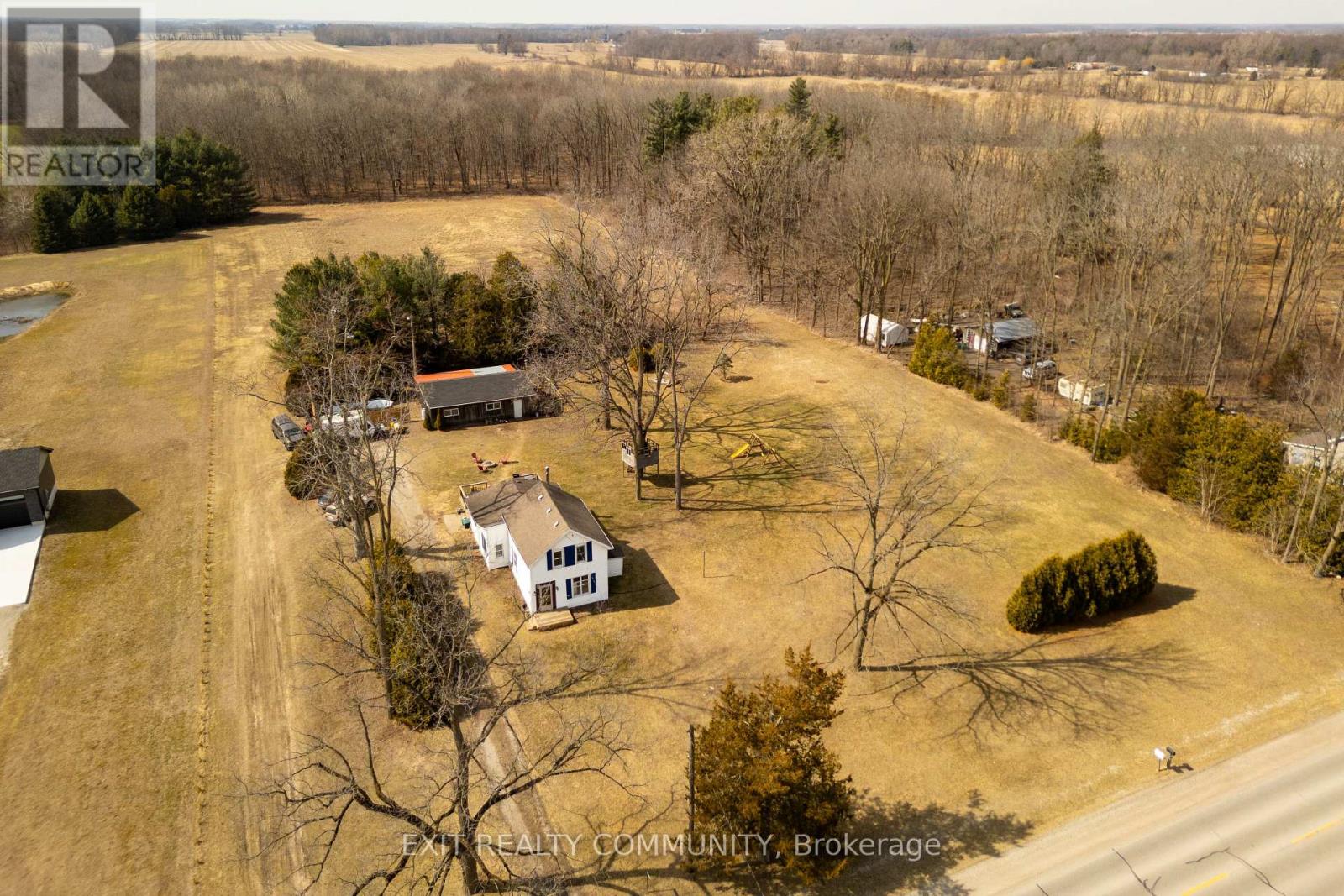 30060 West Bothwell Road, Chatham-Kent, Ontario  N0P 1C0 - Photo 2 - X12026092