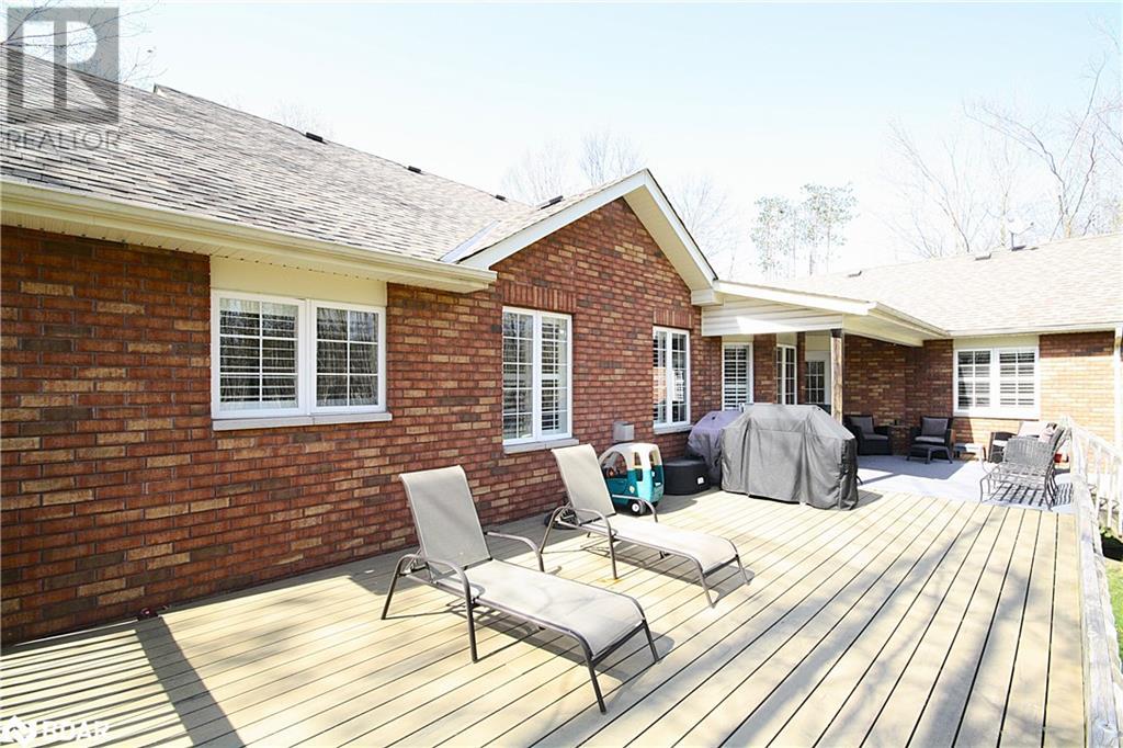 2 Pineview Drive, Oro-Medonte, Ontario  L0L 2L0 - Photo 9 - 40688509