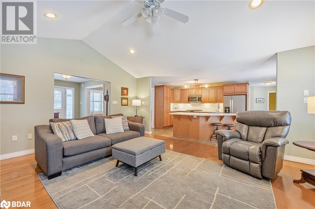 2 Pineview Drive, Oro-Medonte, Ontario  L0L 2L0 - Photo 25 - 40688509