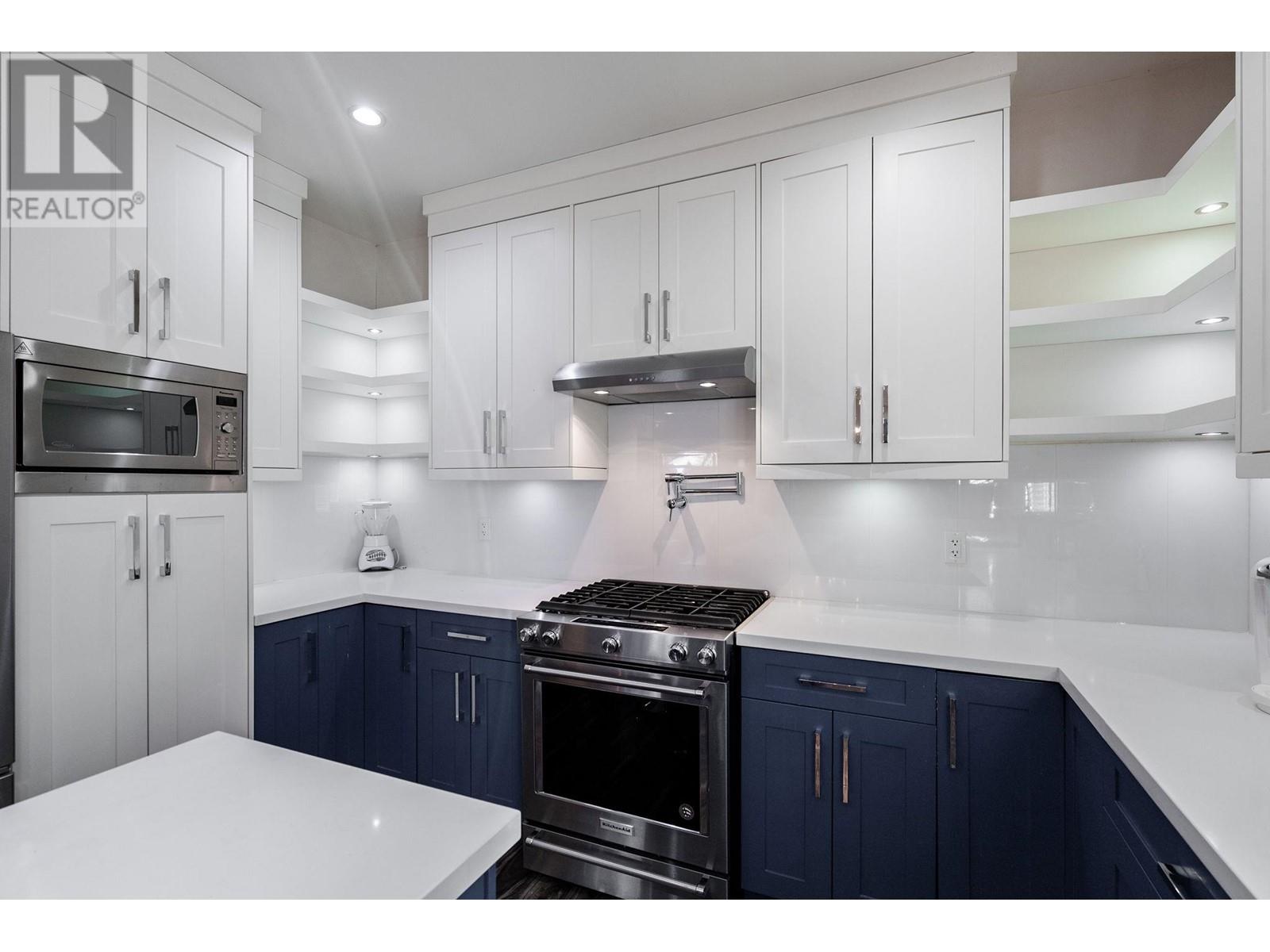 1 1408 Sixth Avenue, New Westminster, British Columbia  V3M 2C6 - Photo 11 - R2972935