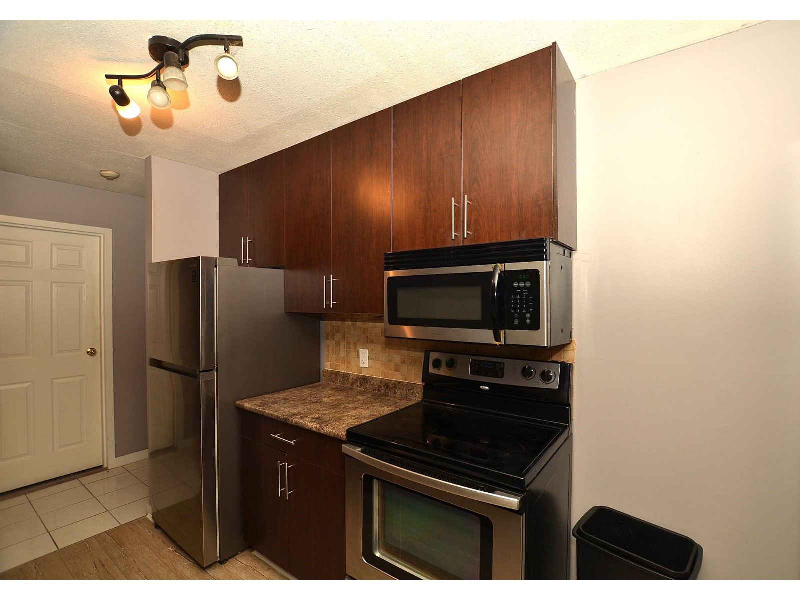 312 13501 96 Avenue, Surrey, British Columbia  V3V 7L9 - Photo 11 - R2978563