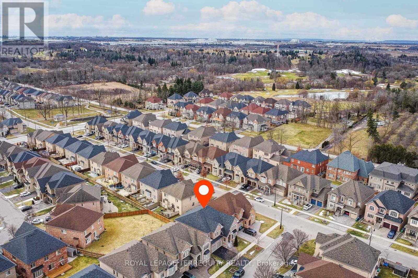 Property at 32 MISTYGLEN CRESCENT image 3