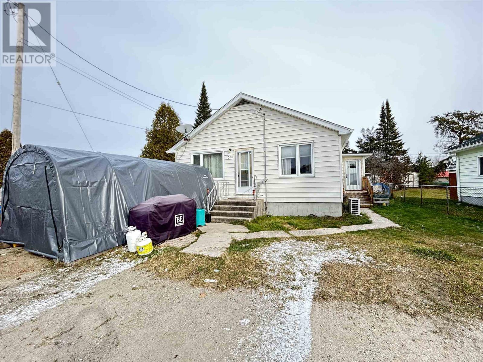 314 Ontario ST, White River, Ontario