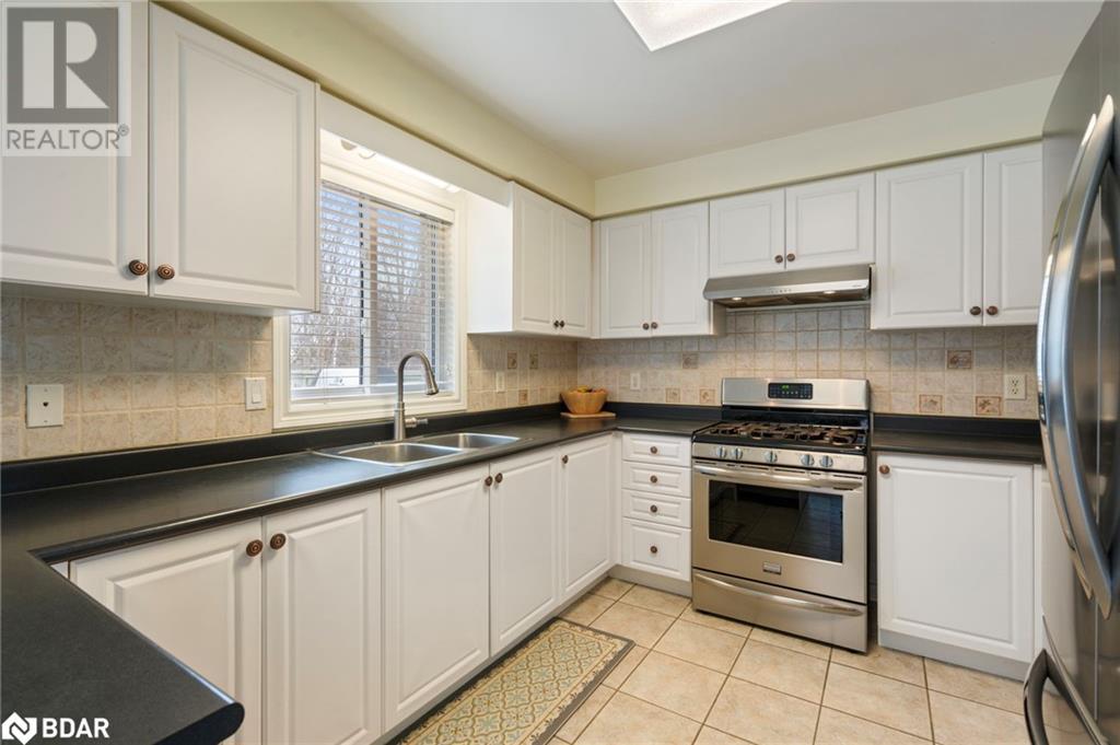 61 Grant's Way, Barrie, Ontario  L4N 0J5 - Photo 20 - 40706218