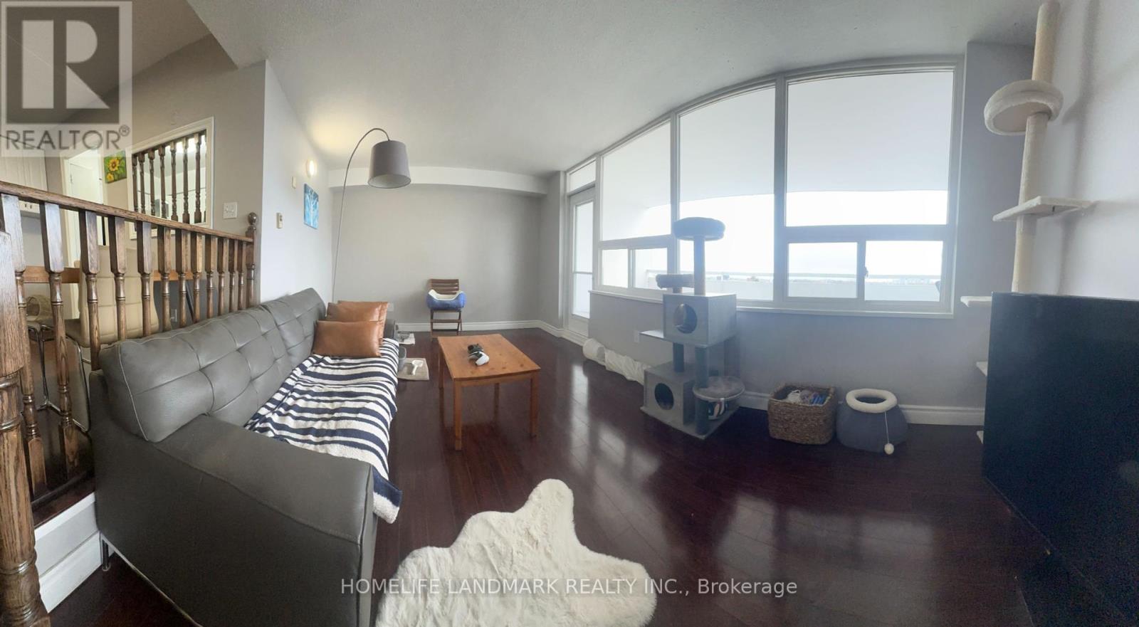 Property at 809 - 1360 YORK MILLS ROAD image 2