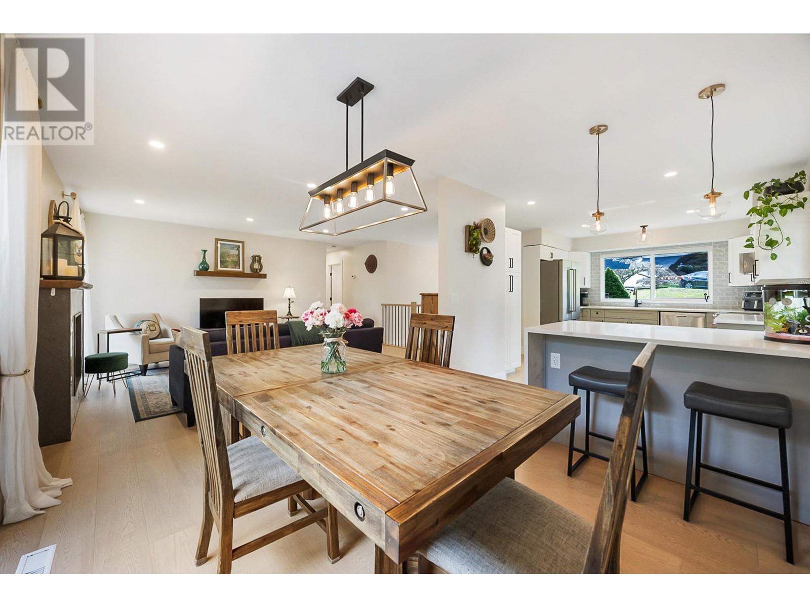 2609 Hawser Avenue, Coquitlam, British Columbia  V3C 4C9 - Photo 7 - R2978822