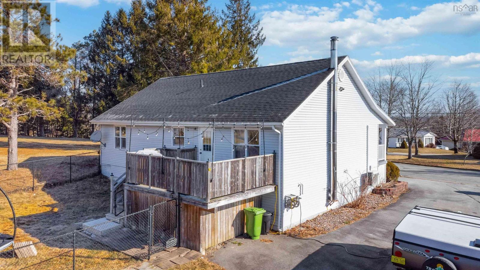 4 Cherry Lane, Bridgewater, Nova Scotia  B4V 3S3 - Photo 14 - 202505168