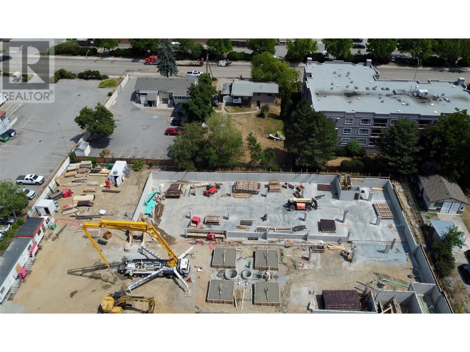 2110 Vasile Road, Kelowna, British Columbia  V1Y 6H5 - Photo 10 - 10339242