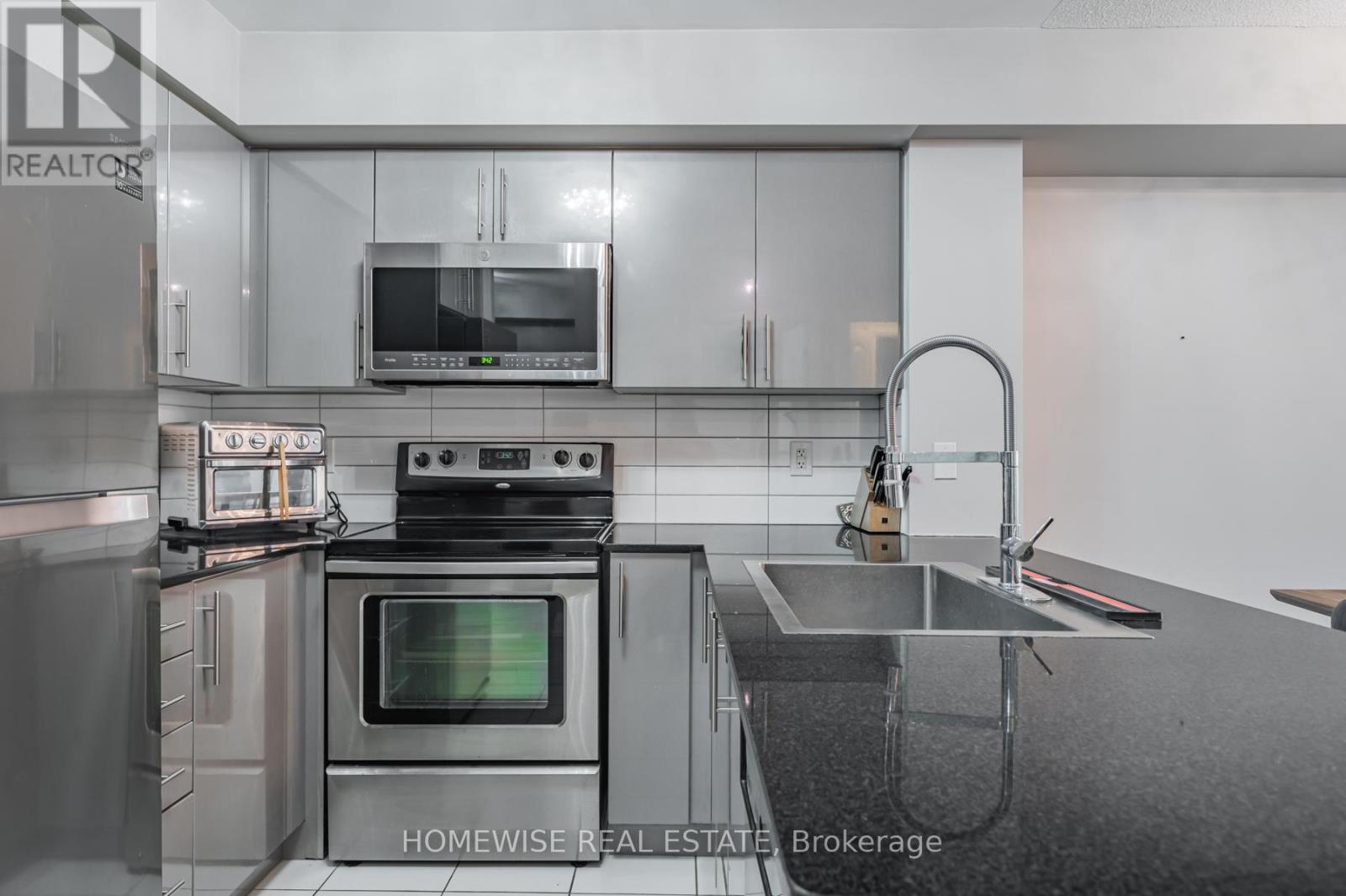 Property at 717 - 1070 SHEPPARD AVENUE W image 3