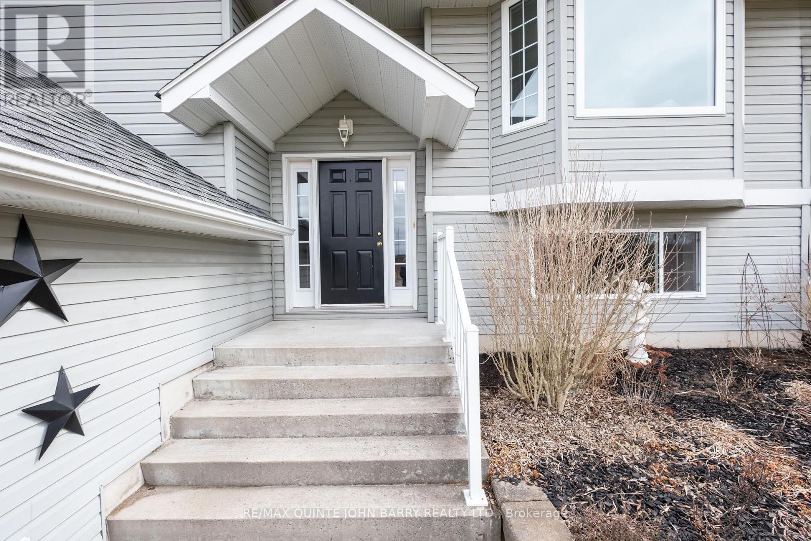 Property at 77 FITZGERALD ROAD image 3