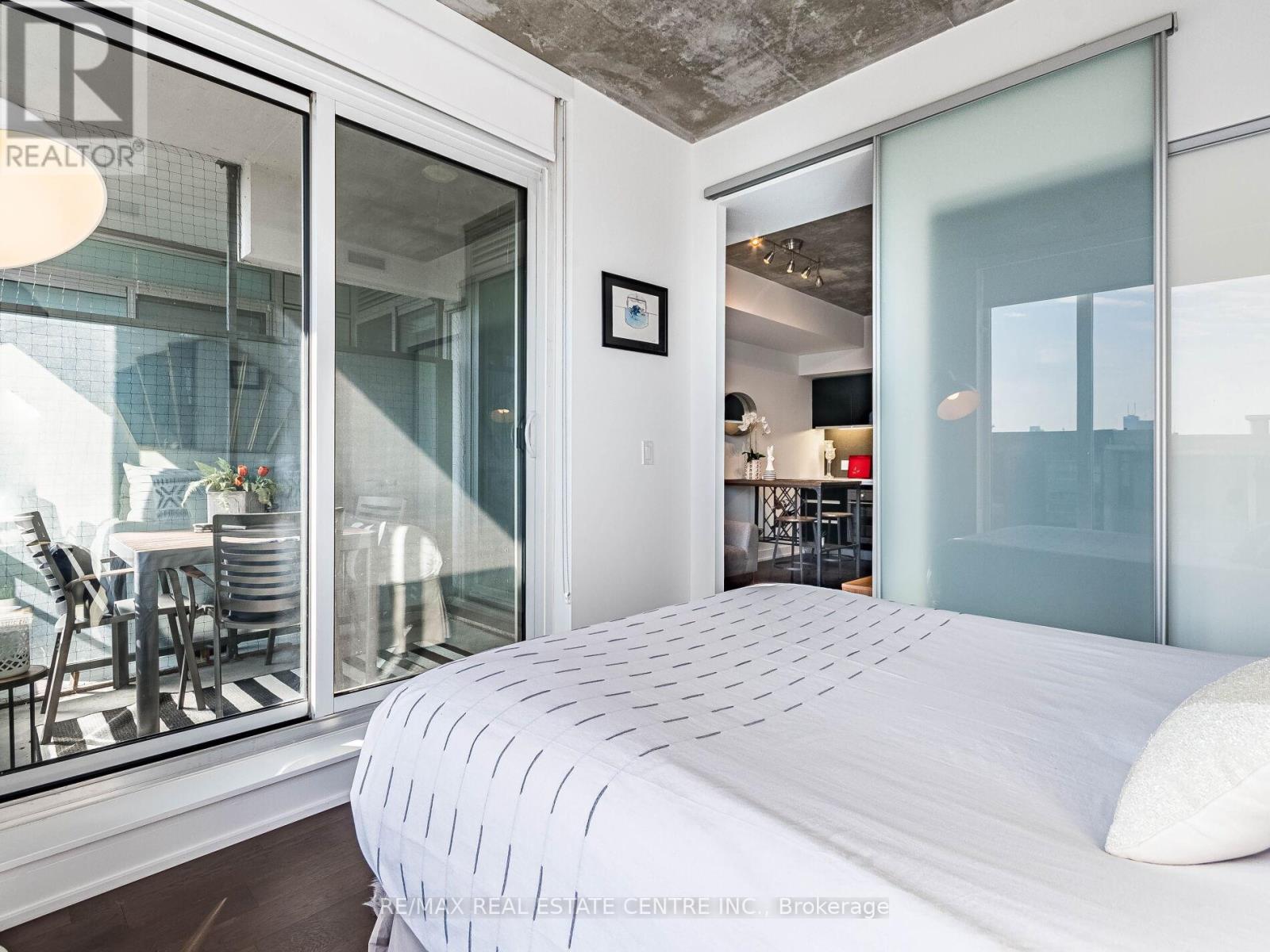 728 - 20 Minowan Miikan Lane, Toronto, Ontario  M6J 0E5 - Photo 12 - C12025746