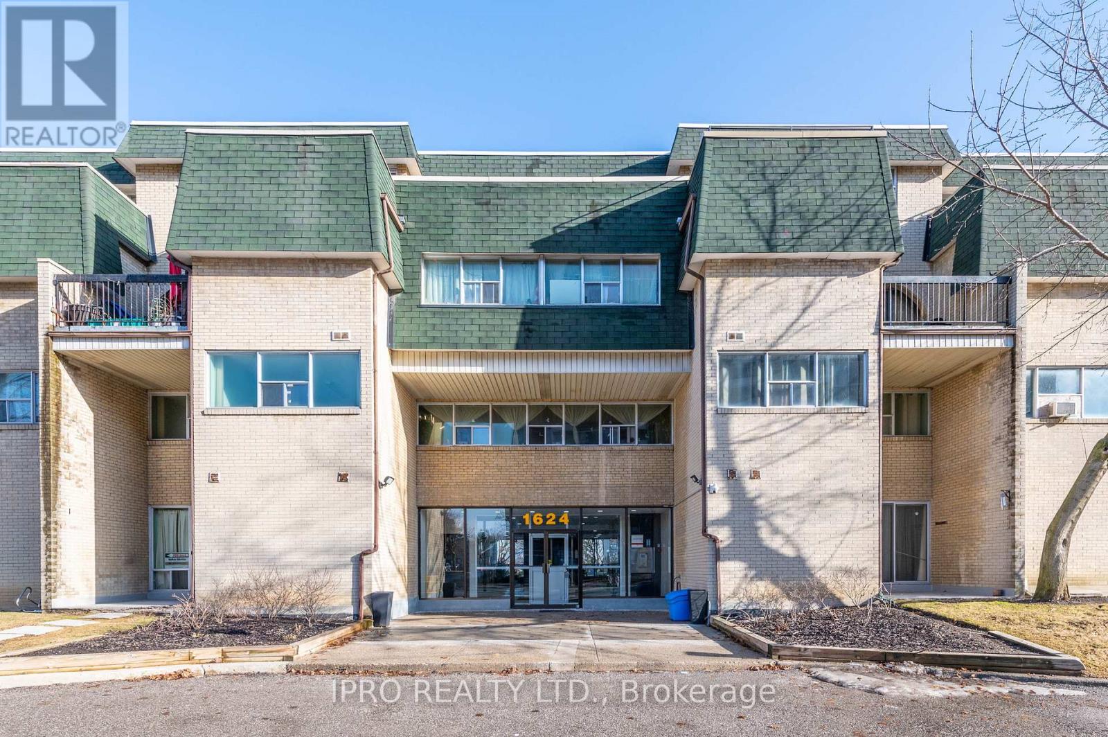 Property at 92 - 1624 BLOOR STREET image 3
