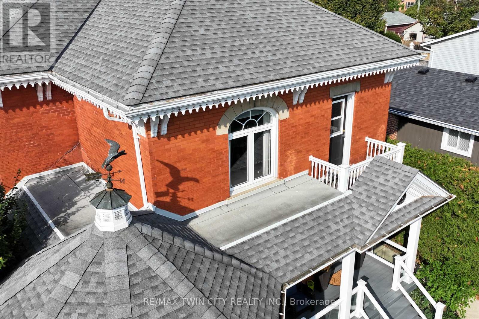 Property at 37 JOHN STREET image 4
