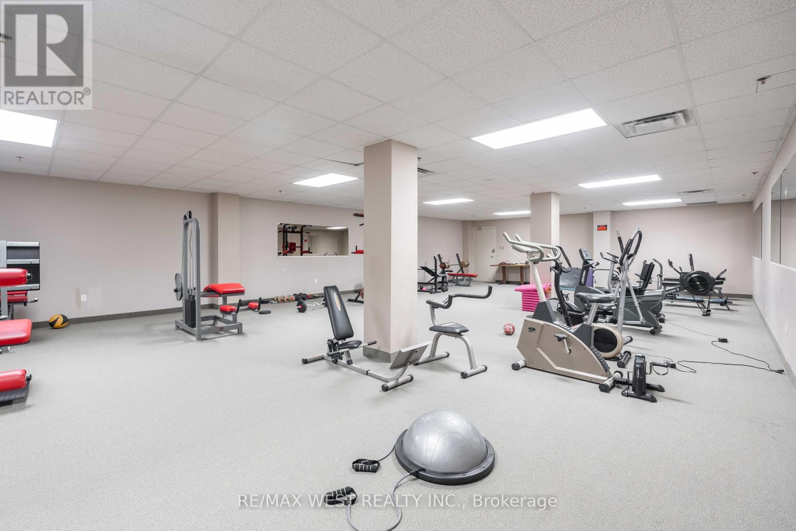 Property at 529 - 2737 KEELE STREET image