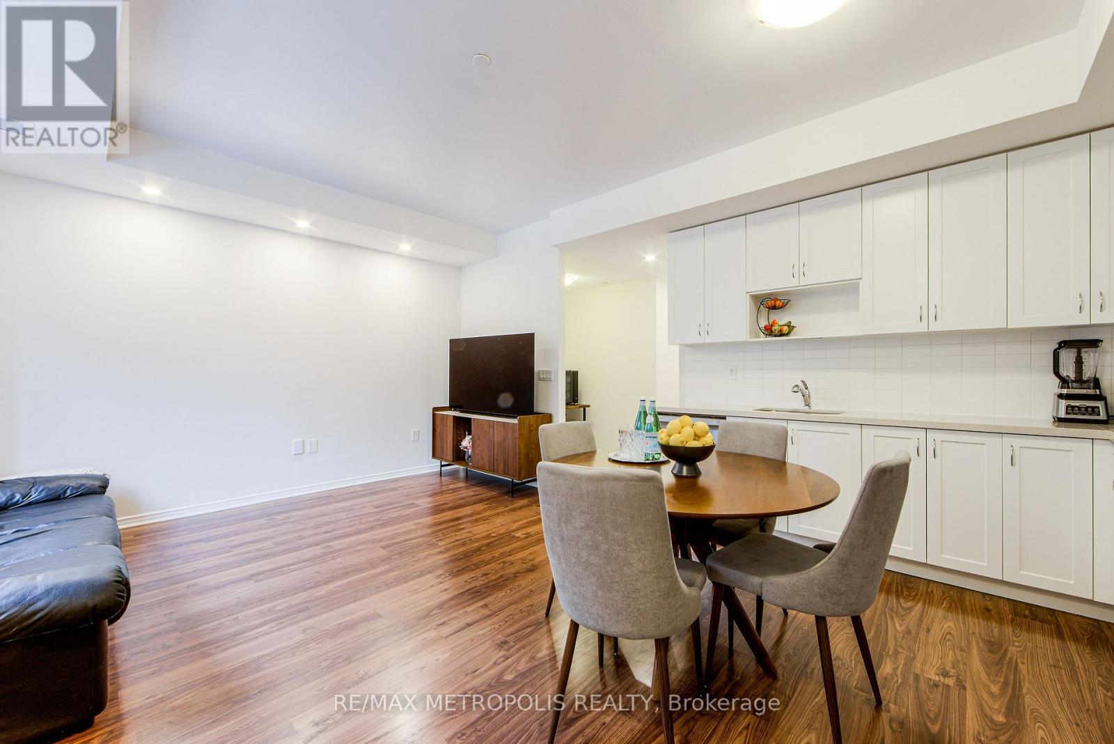 106 - 1130 Briar Hill Avenue, Toronto, Ontario  M6B 0A9 - Photo 12 - W12026085