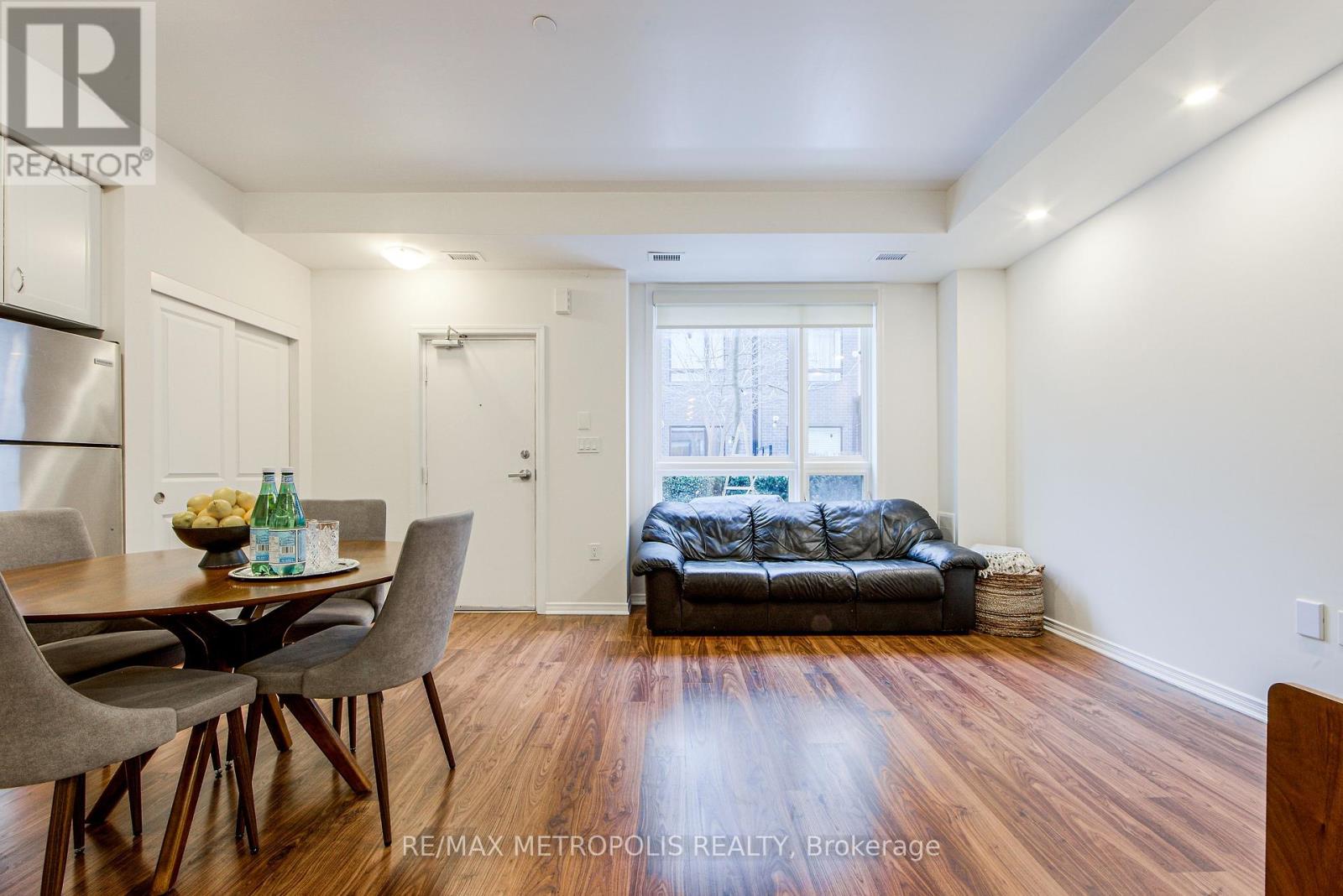 Property at 106 - 1130 BRIAR HILL AVENUE image 4