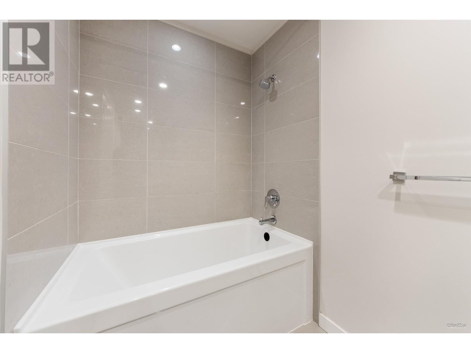 2606 3100 Windsor Gate, Coquitlam, British Columbia  V3B 0P3 - Photo 33 - R2979032