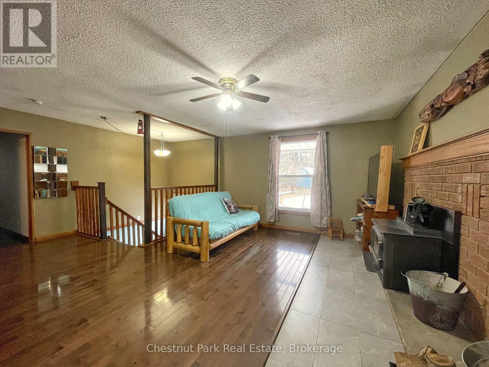 542310 Concession 14 Ndr, West Grey, Ontario  N0G 1R0 - Photo 5 - X12026135